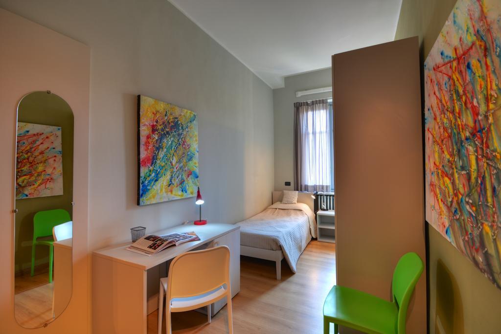 Maison B Bed & Breakfast Turin Bilik gambar